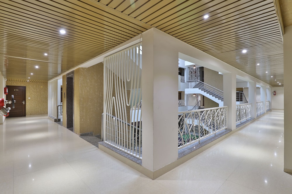 Capital O 47284 Atithi Resort in Bharuch, India