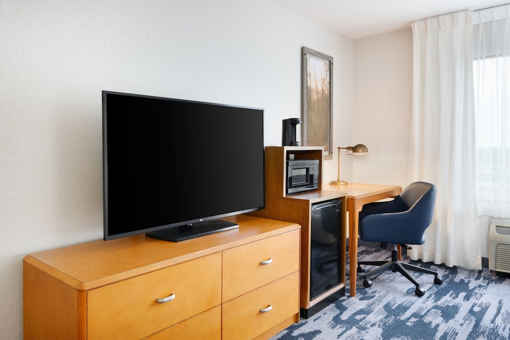 Fairfield Inn & Suites by Marriott Fort Pierce - photo 5