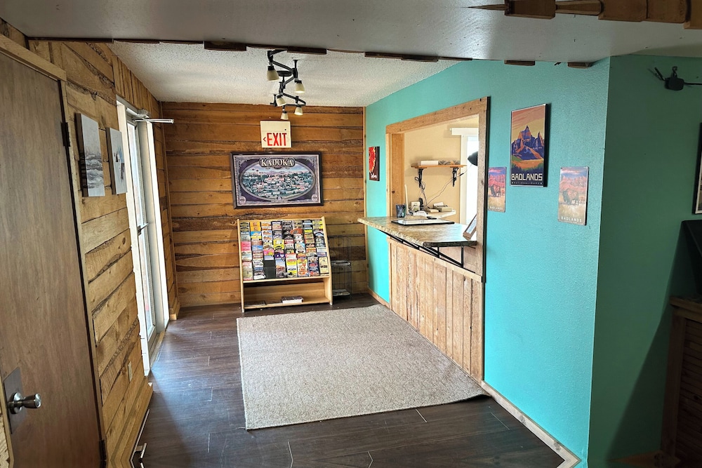 Love Hotels Kadoka by OYO at Badlands SD - photo 3