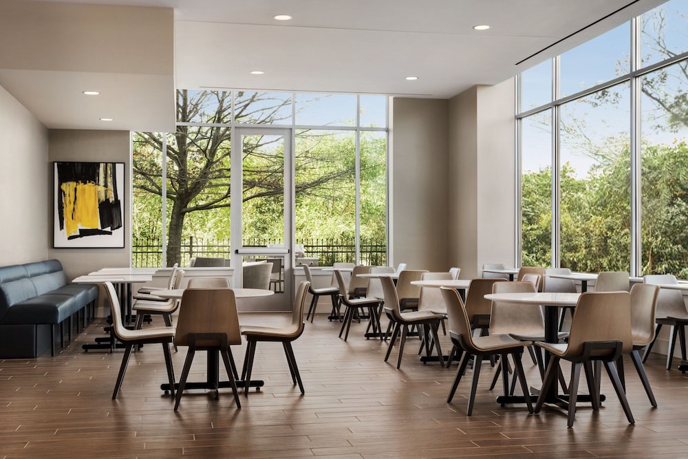 Residence Inn by Marriott New York JFK Airport - photo 36
