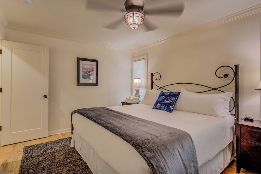 5BR Mnt Viewsdowntown Luxuryfirepit & RV Parking - photo 21