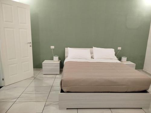 Le Martinelle — 4-Star Luxury Hotel in Naples, Italy