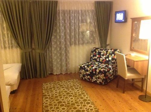 Rhebas Hotel — Istanbul — photo 3