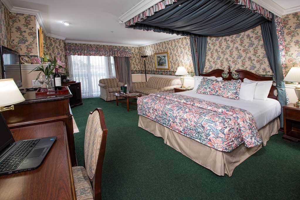 Ascot Suites - photo 16