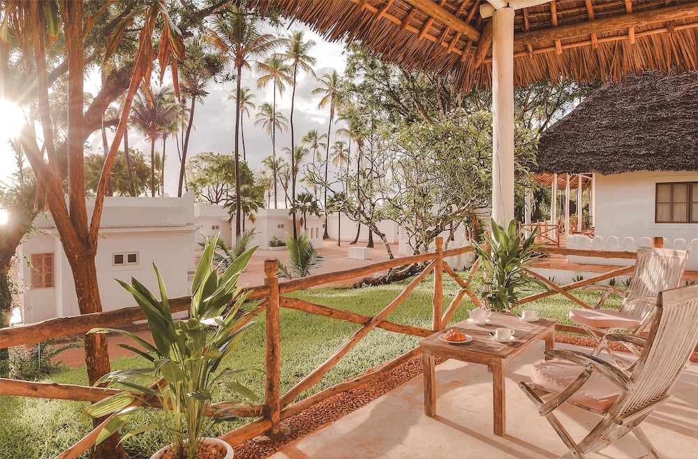 Diamonds Mapenzi Beach in Kiwengwa, Tanzania