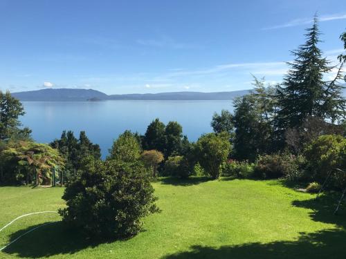 Casa Orilla Lago Villarrica — 4-Star Luxury Hotel in Villarrica, Chile