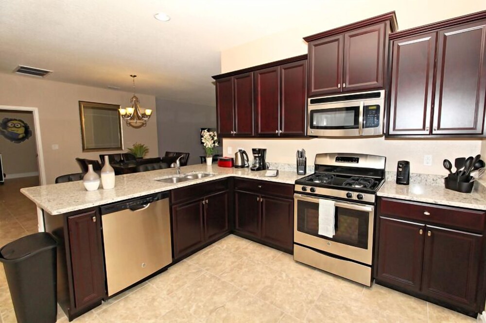 Ov3435 Solterra Resort 5 Bed 4.5 Baths Villa - featured photo