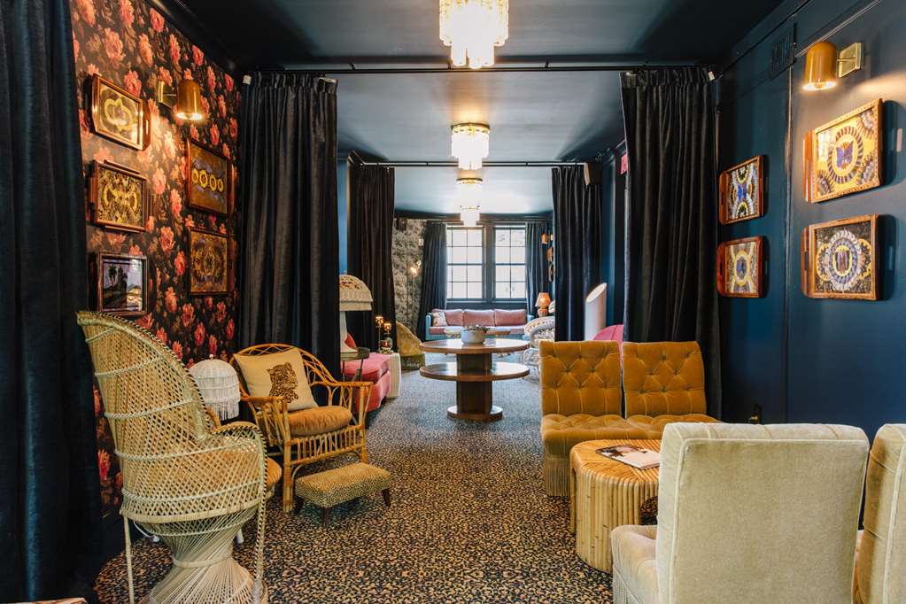 Hotel Clermont - photo 27