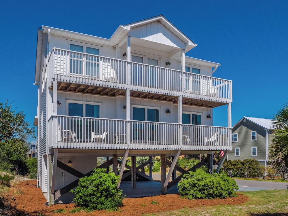 The Channel Marker — 4-Star Luxury Hotel in Santa Cruz, United States