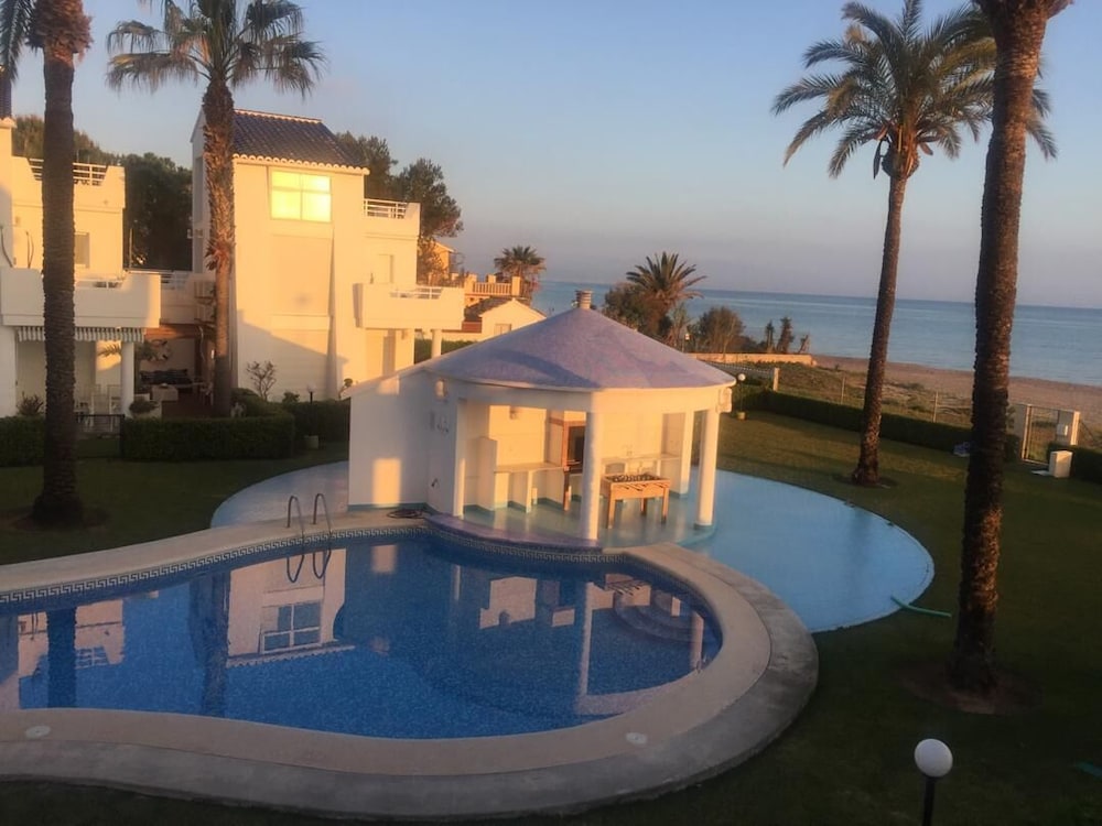 Llenate De Mar in Denia, Spain