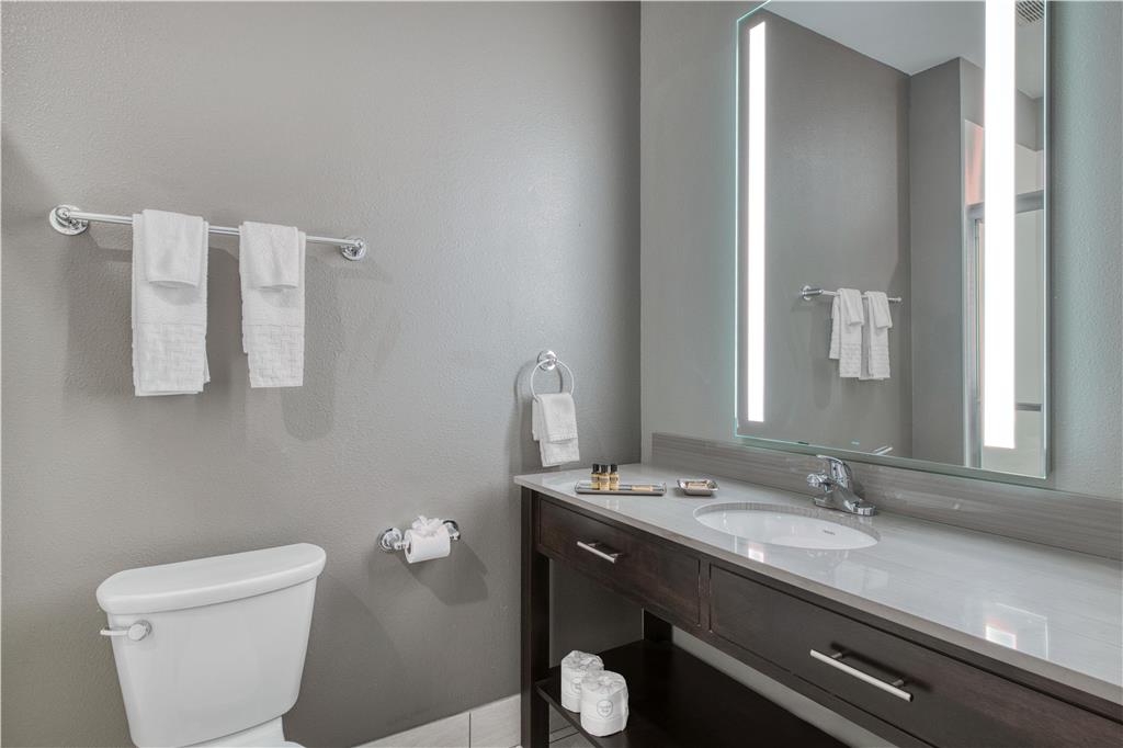 Best Western Plus Saint Peter - photo 17