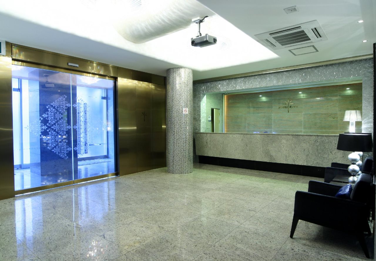 Ritz Hotel — Seoul — photo 3