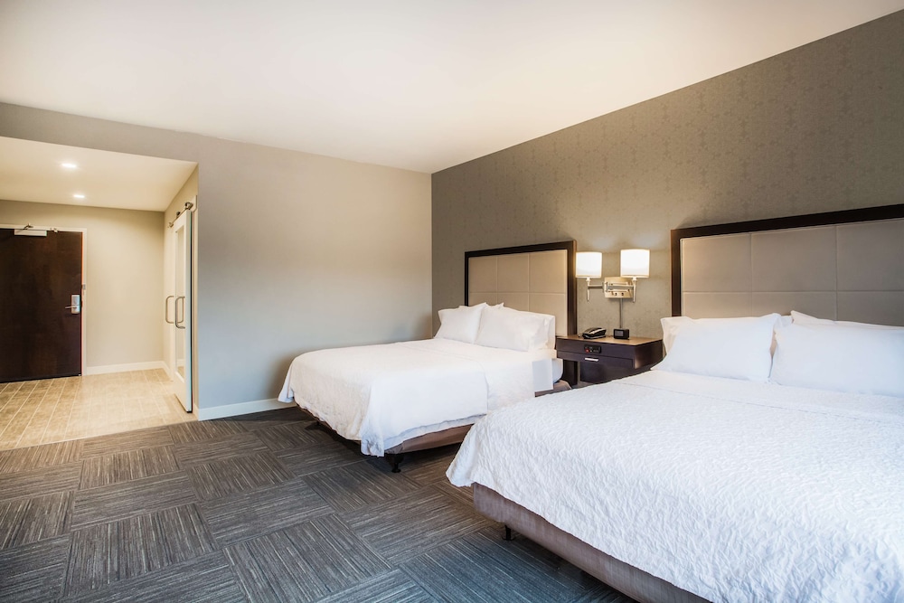 Hampton Inn Rochester Penfield - photo 9