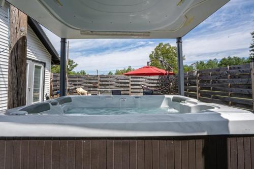 Hike The Presidential S Relax In The Hot Tub 6 — Carroll