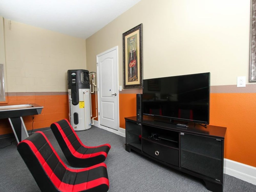 Villa in Champions Gate Resort 1013 - photo 17