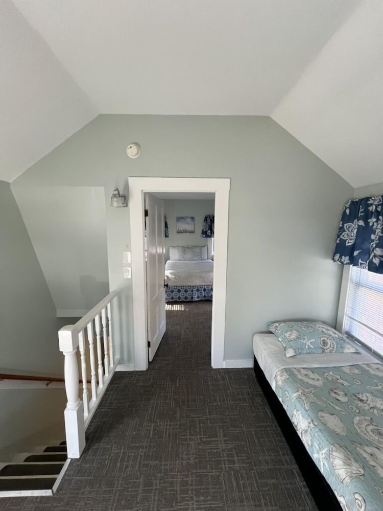 Ocean Sands at York Beach - photo 33
