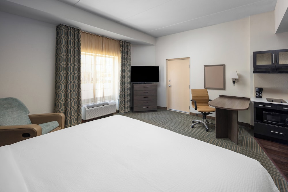 Candlewood Suites Omaha Airport by IHG - photo 5