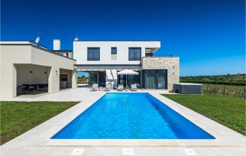 Villa Luna — 5-Star Luxury Hotel in Brtonigla, Croatia