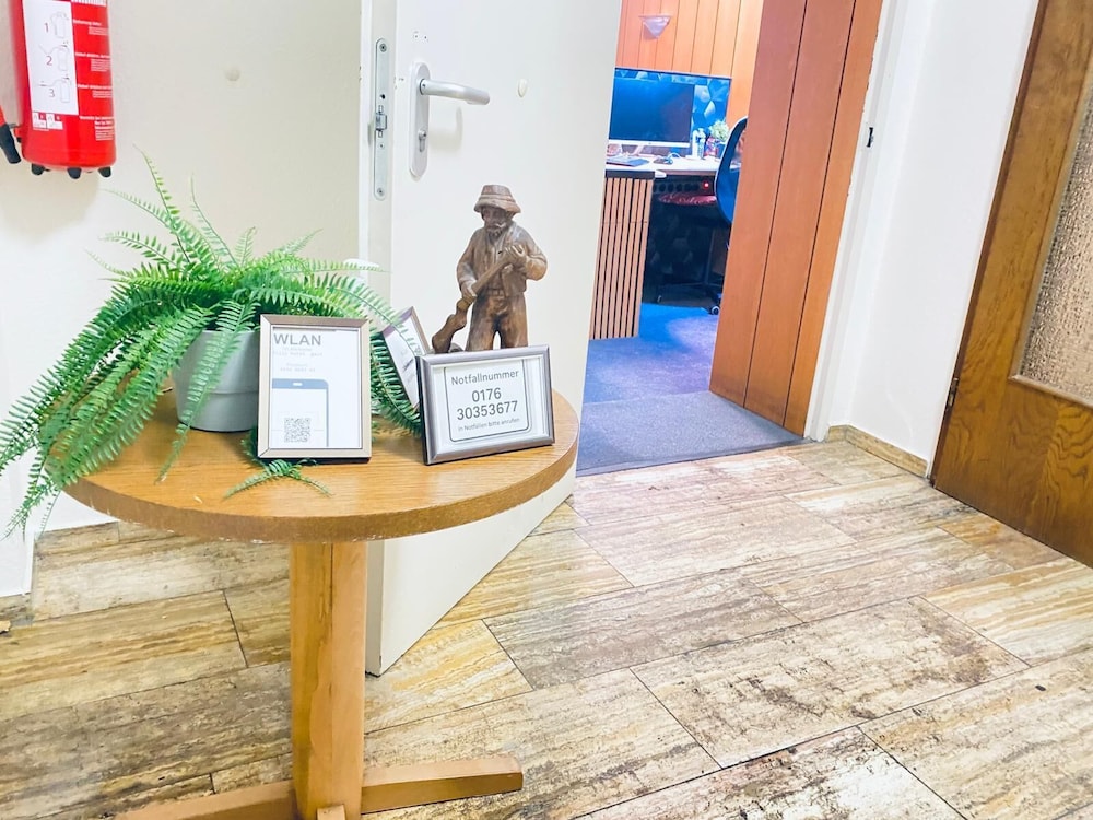 Gästehaus Tilly — 5-Star Luxury Hotel in Hannoversch Muenden, Germany