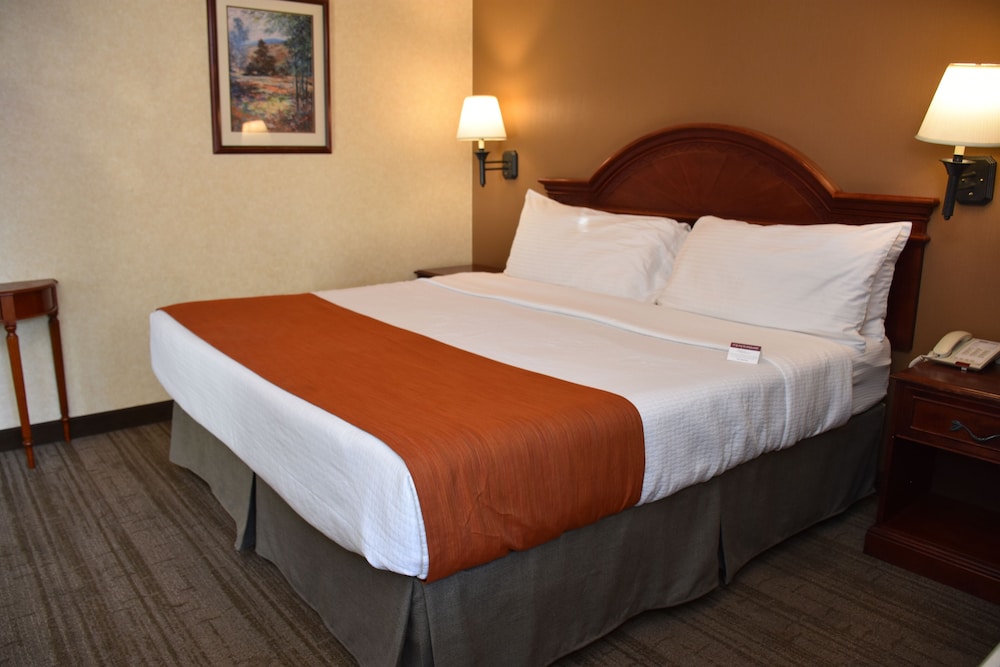 Dynasty Suites Redlands - photo 13