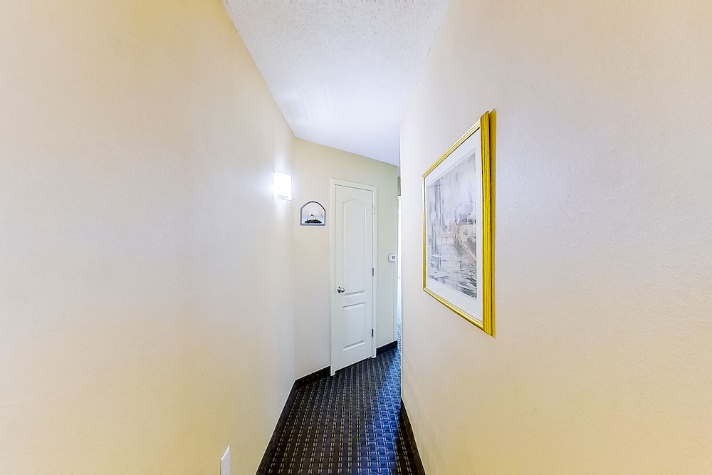 Carolinian Beach Resort by Vacasa - photo 84