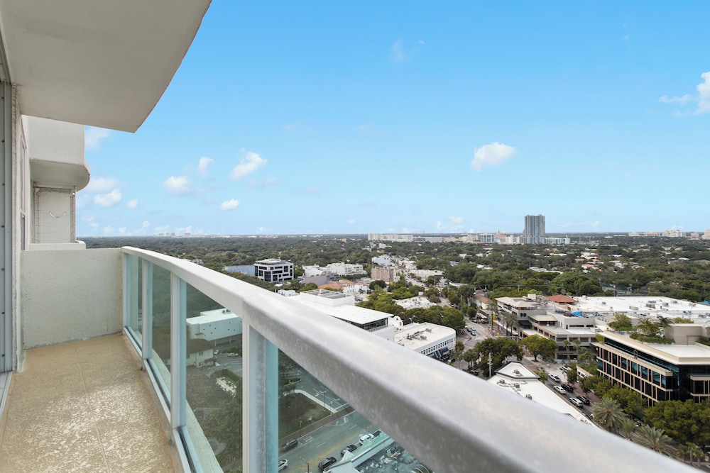 Private Residences at Sonesta Coconut Grove - photo 6