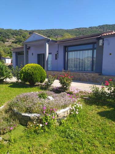 Studios Artemis Garden - last minute hotel in Unknown City