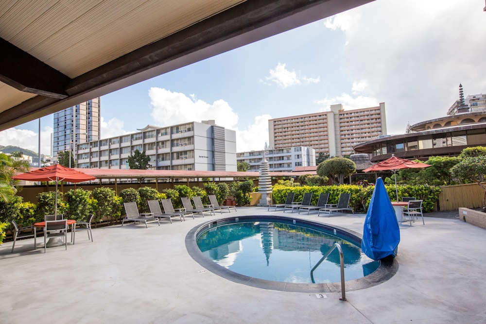 Pagoda Hotel - photo 16