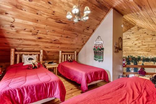 Santas Lakehouse On the Lake Arcade Game Hot Tub 560 FREE tickets each paid day - photo 6