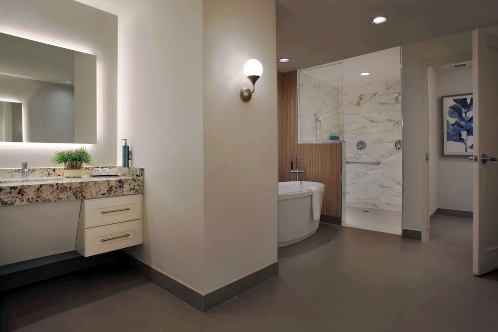 Hilton Omaha - photo 41
