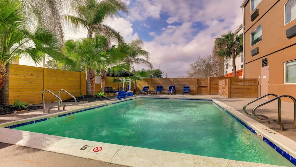 Holiday Inn Express Kenner New Orleans Airport an IHG Hotel - photo 34