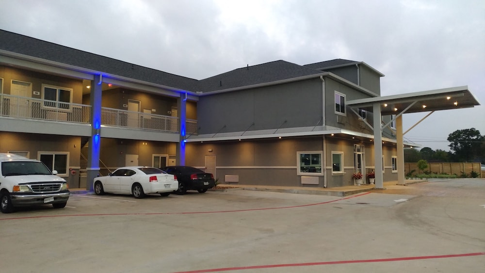 Haven Inn & Suites Downtown Houston - photo 32