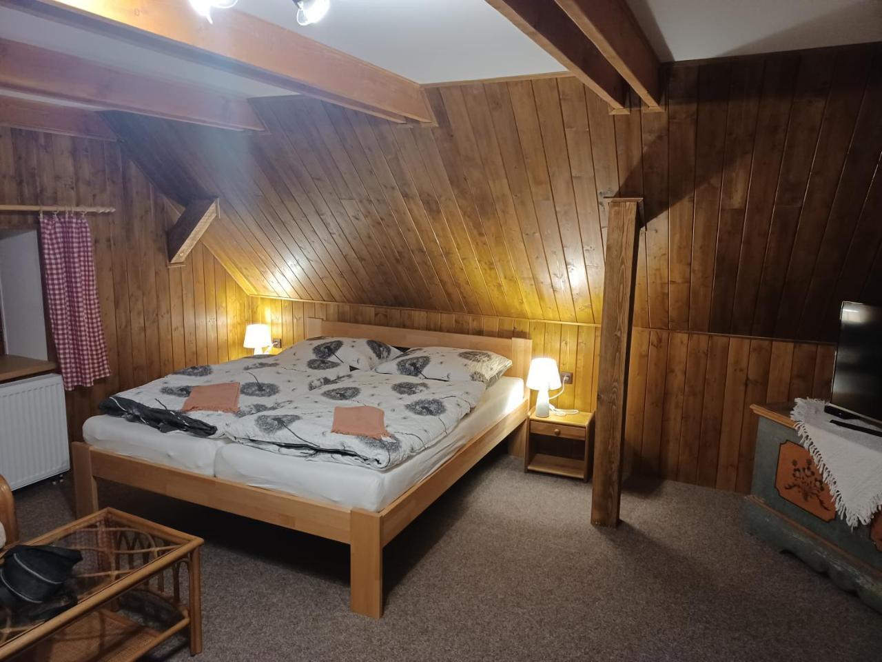 Chalupa Anezka — hotel in Kraliky