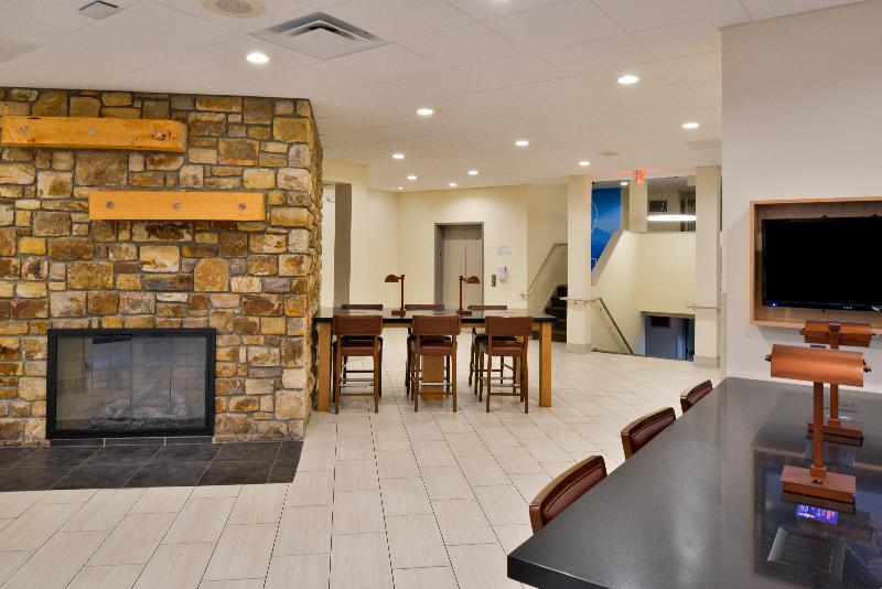 Holiday Inn Express Blowing Rock South by IHG - photo 9