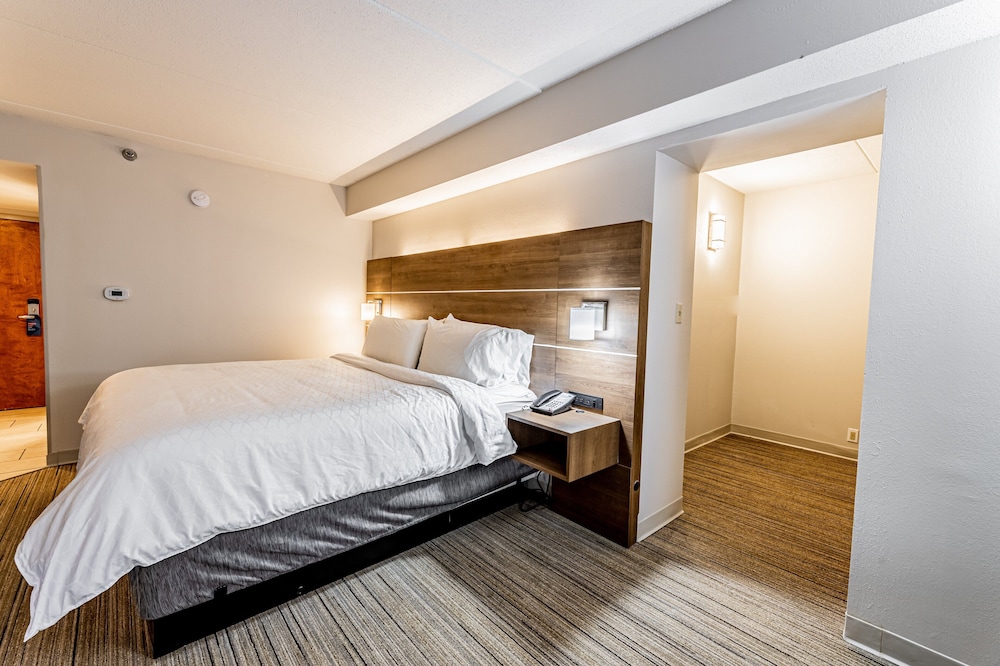 Holiday Inn Express Indianapolis South by IHG - photo 10