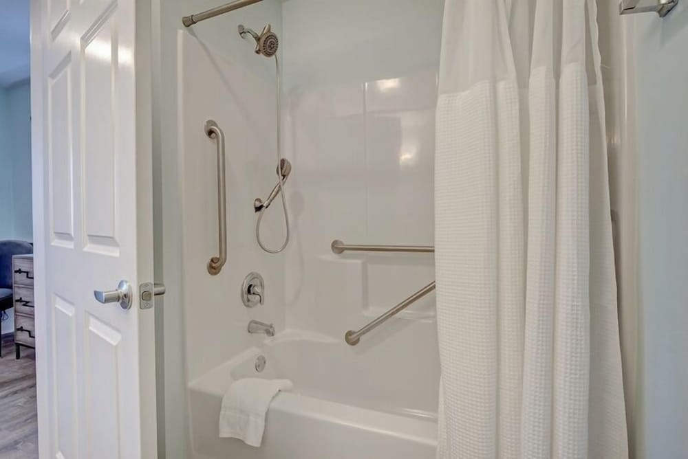 Loggerhead Inn and Suites - photo 84