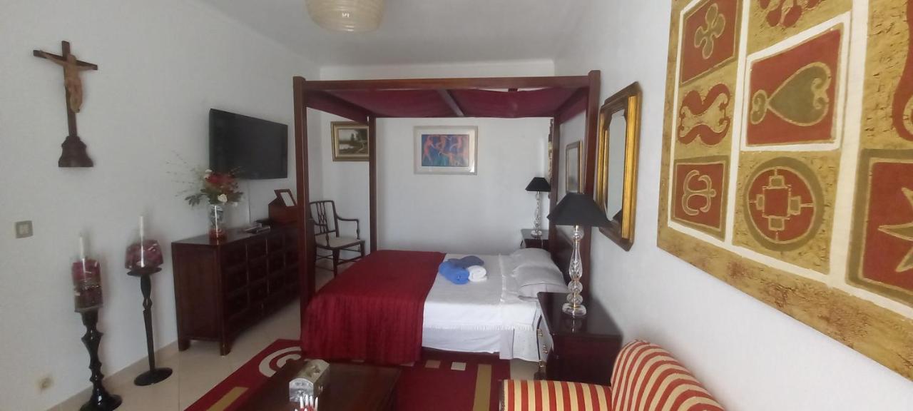 Comfort Beach house — 4-Star Luxury Hotel in Nazare, Portugal