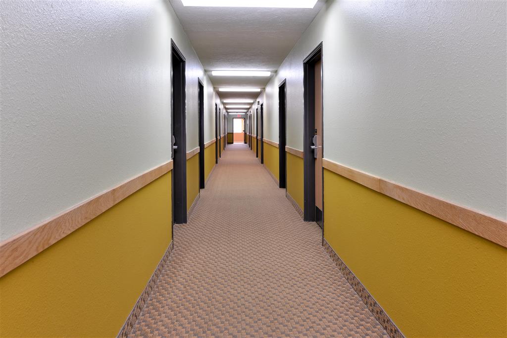 Americas Best Value Inn Seymour - photo 20