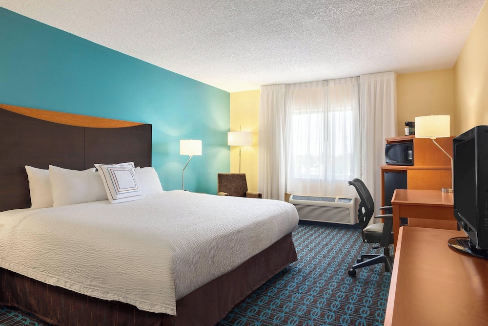 Fairfield Inn & Suites by Marriott Norman - photo 6