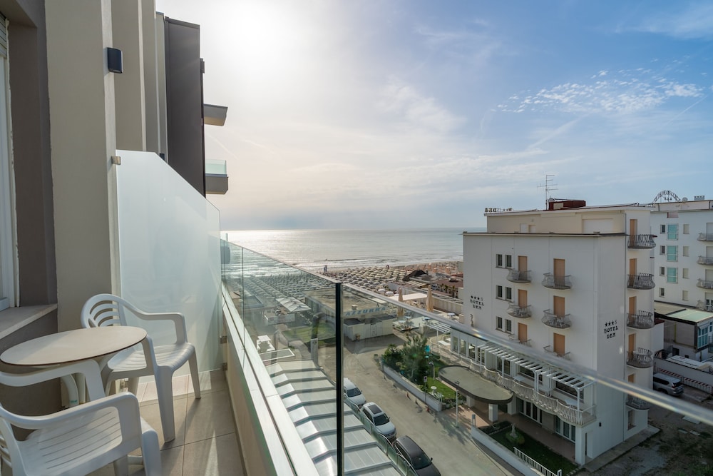 Majestic — hotel in Cervia