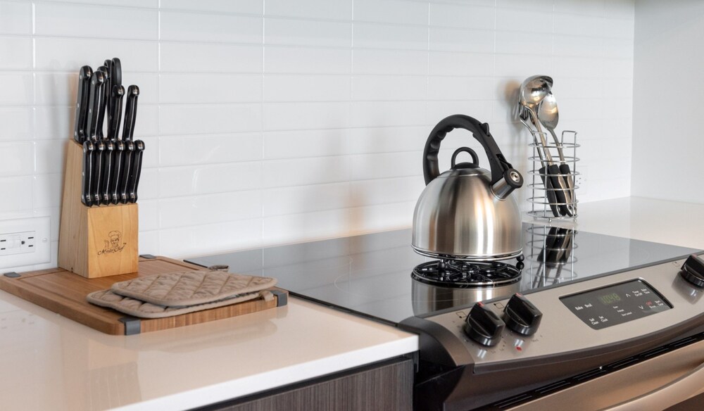 Global Luxury Suites at Reston Town Center - photo 55