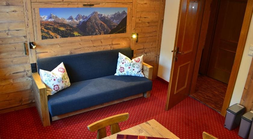 Haus Gfall — 4-Star Luxury Hotel in Hintersee, Austria