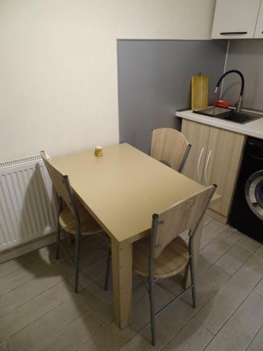 Vake Super Quiet and Comfy Apartment with a Yard