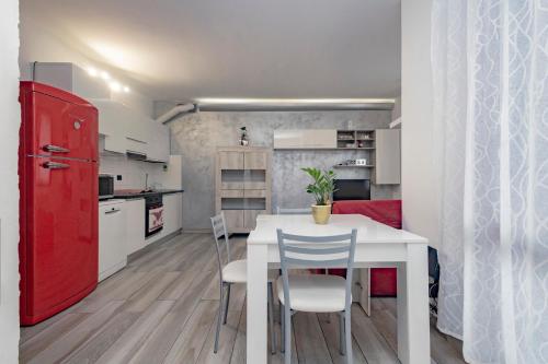 Bomboniera Milano zona RHO FIERA Bilocale 70mq — 4-Star Luxury Hotel in Senago, Italy