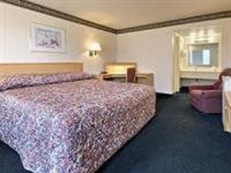 Whitten Inn Oklahoma - photo 3