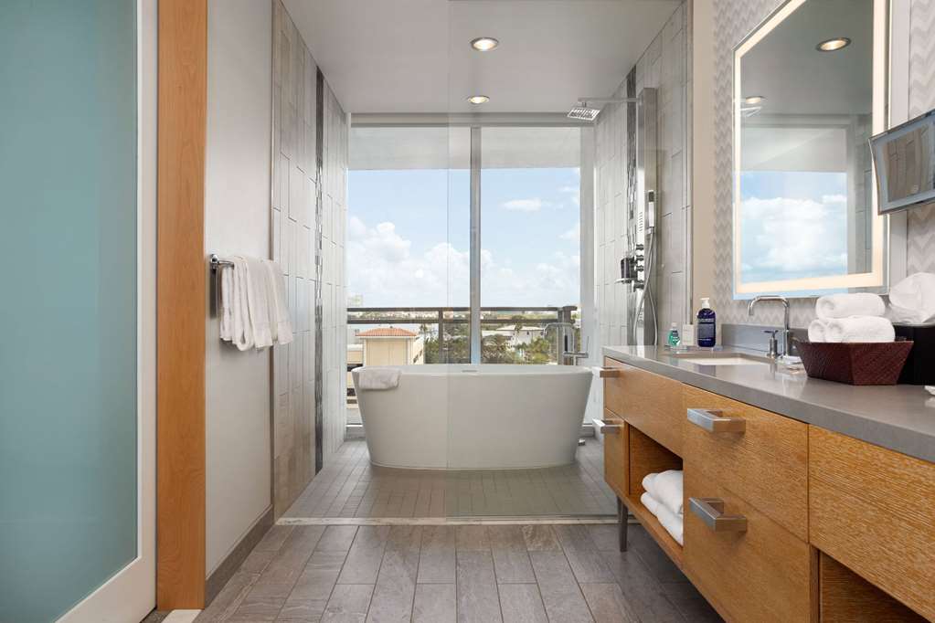 Wyndham Grand Clearwater Beach - photo 71