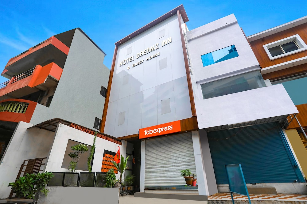 FabHotel Dreamz Inn in Nagpur, India