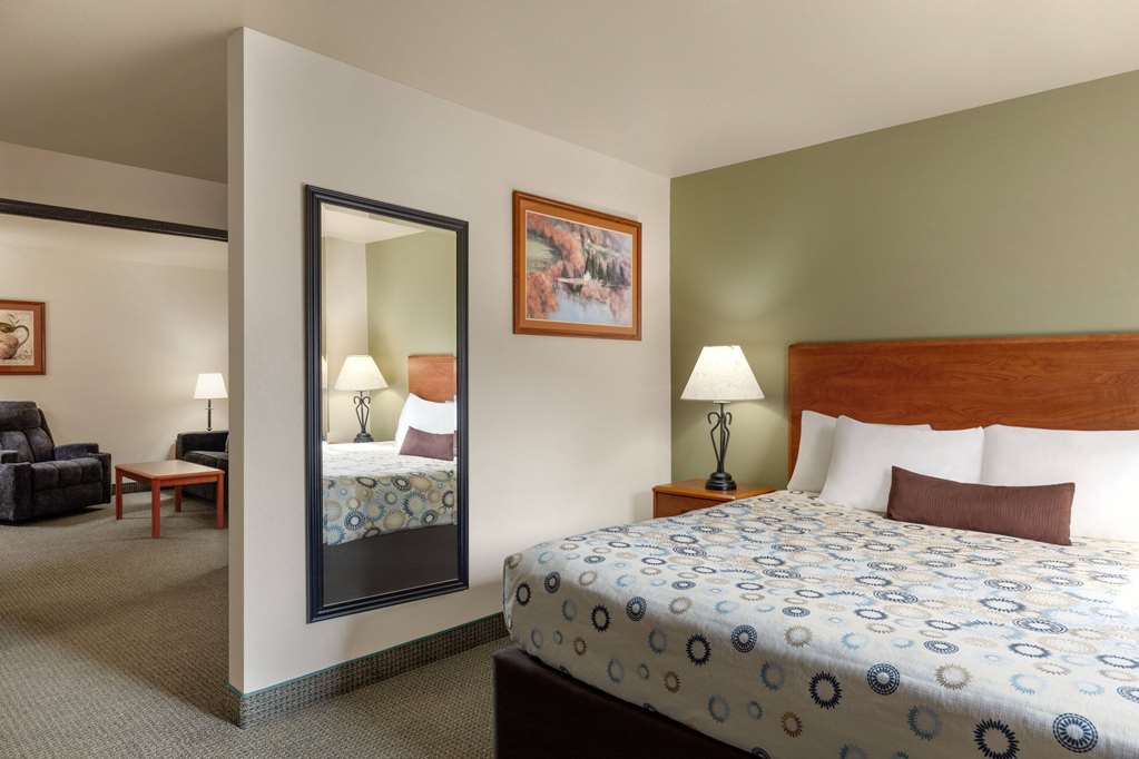 AmericInn by Wyndham Havre - photo 36