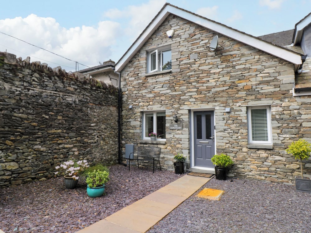 The Sanctuary - carbon neutral hotel in Windermere