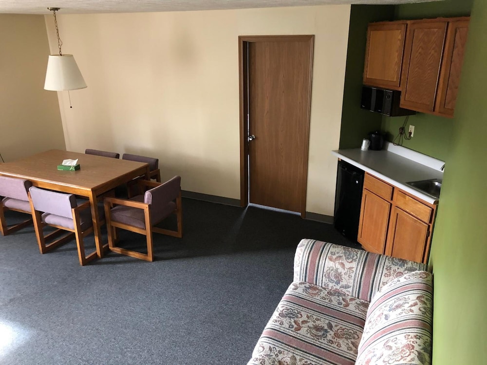 Salt Creek Inn - photo 29